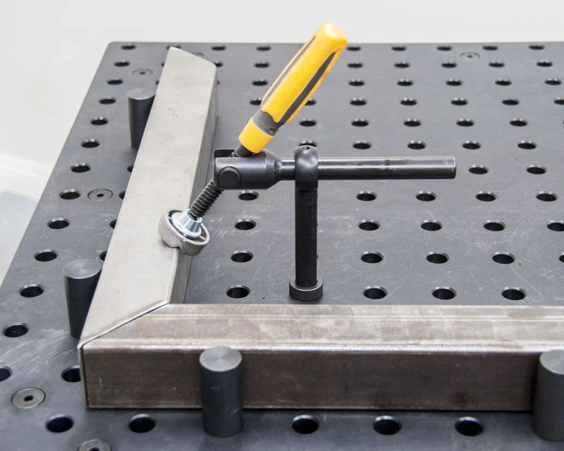 T-Post Clamps, Fit 5/8 Holes