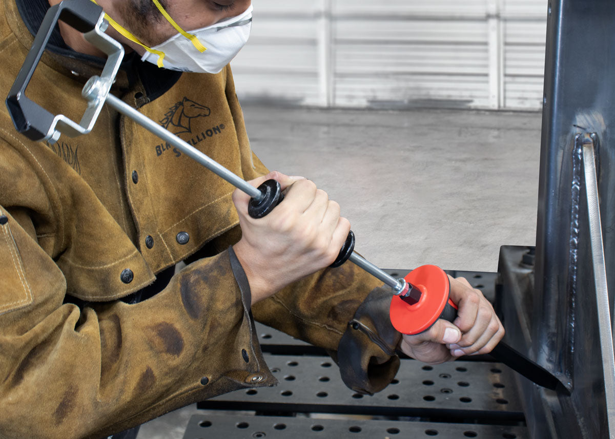 Cincel de 4" (10.16 cm) con Extensión de Martillo Deslizante