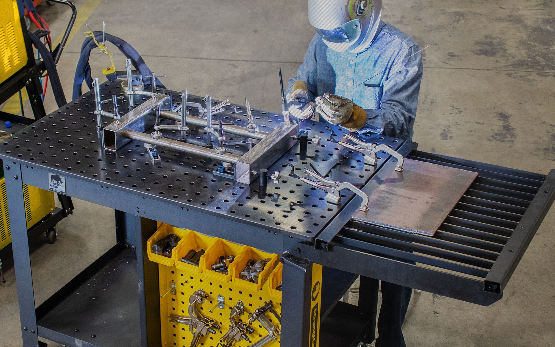 48" x 30"(122 x 76 cm) Rhino Cart - Sistema 5/8"