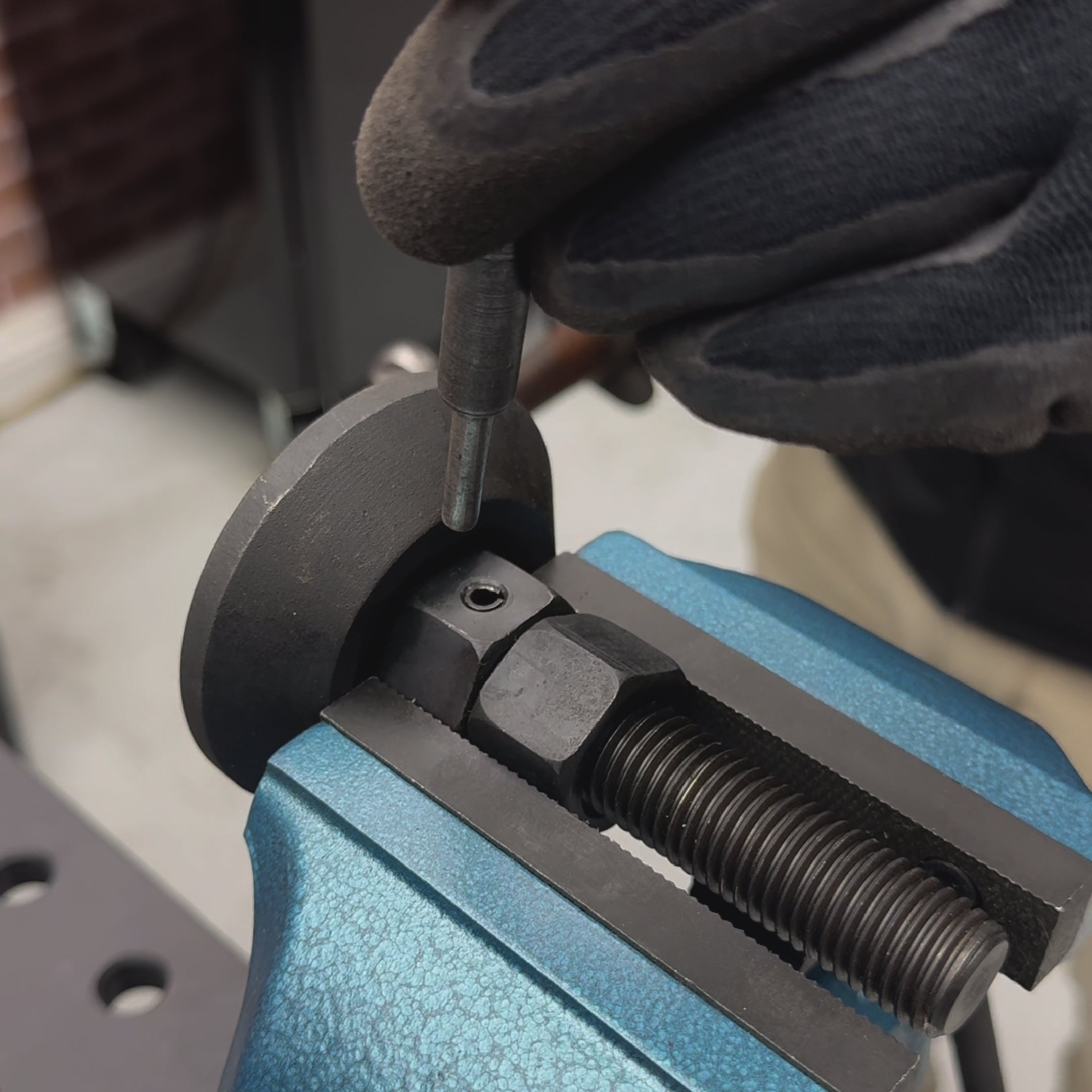 Strong Hand Tools - Mexico